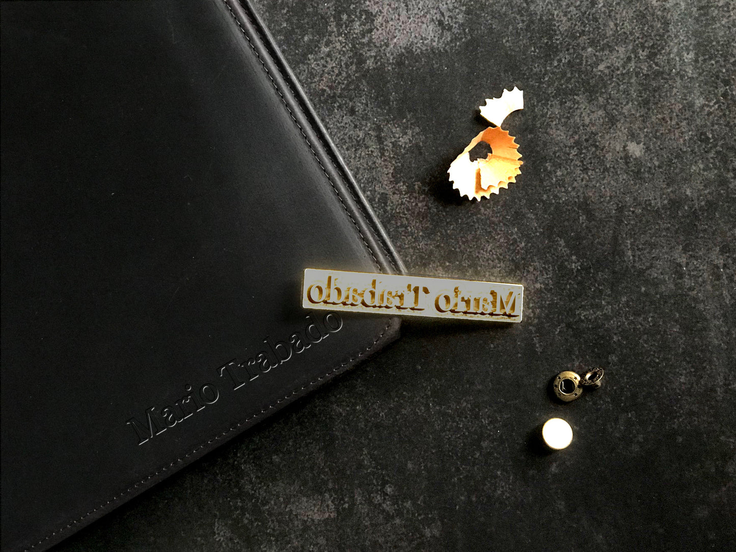 Genuine Leather Portfolio for Men, Zipper Padfolio, Personalised Leather Pad Holder Fits for 13 Inch Laptop Legal Pad A4 Paper, Gift (Chocolate)