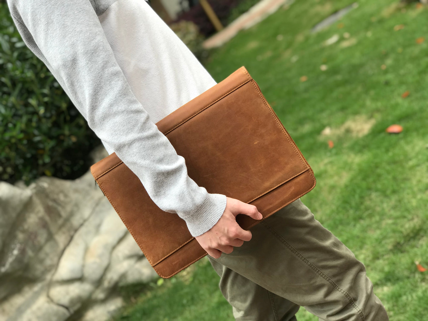 Genuine Leather Portfolio, Zipper Business Organizer, Padfolio for Legal Paper/ A4 Size Notepad/ MacBook, Birthday Gifts for Men